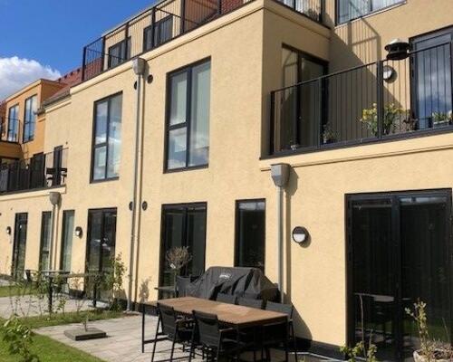 Stor flot 2V'er på Nørre Boulevard