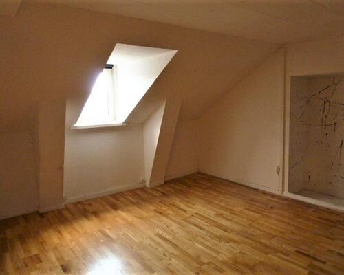 Dejlig  2-Værelses Lejlighed Centralt I Hjørring