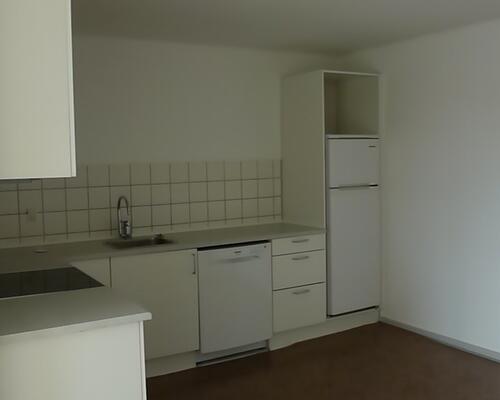 Lys 2-Værelses Lejlighed I Hjørring