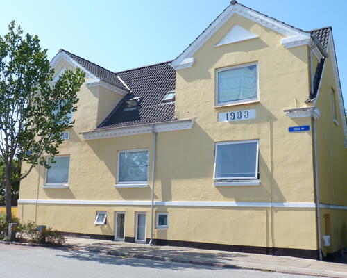 Lys 2-Værelses Lejlighed I Frederikshavn