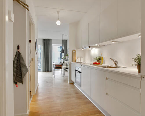 SKØN 2 VÆRELSES MIDT I LATINERKVARTERET