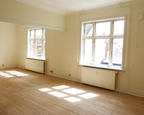 4-Værelses Lejlighed I Frederikshavn