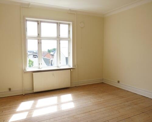 4-Værelses Lejlighed I Frederikshavn