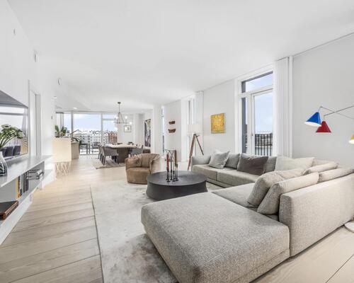 Eksklusiv “egoist”-lejlighed på Krøyers Plads med uovertruffen udsigt | København K