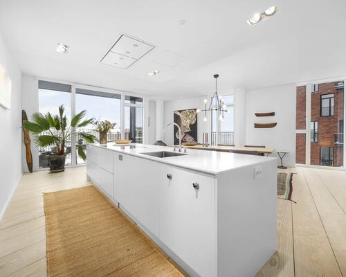 Eksklusiv “egoist”-lejlighed på Krøyers Plads med uovertruffen udsigt | København K