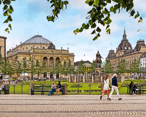 Eksklusiv “egoist”-lejlighed på Krøyers Plads med uovertruffen udsigt | København K