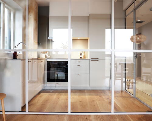 Kronen i UN17 Village - Fokus på det sunde liv - 1 vær. med altan og fantastisk udsigt