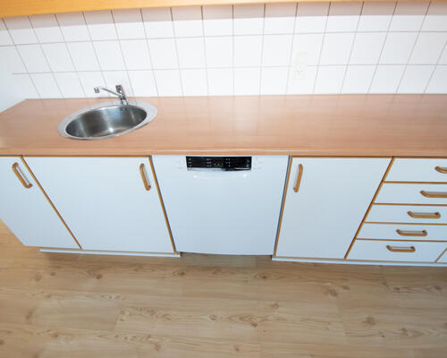 Charmerende taglejlighed med udsigt og moderne komfort