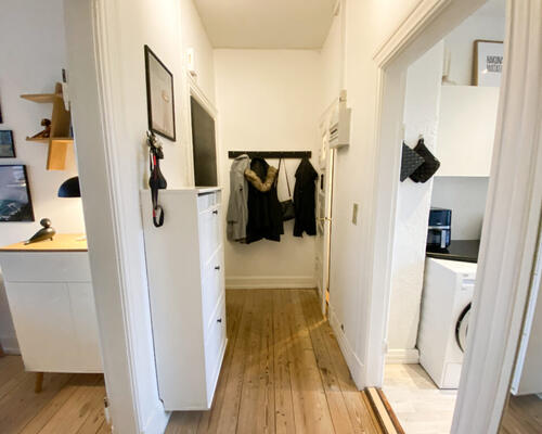 Hyggelig 2 værelses lejlighed med udsigt til østre anlæg