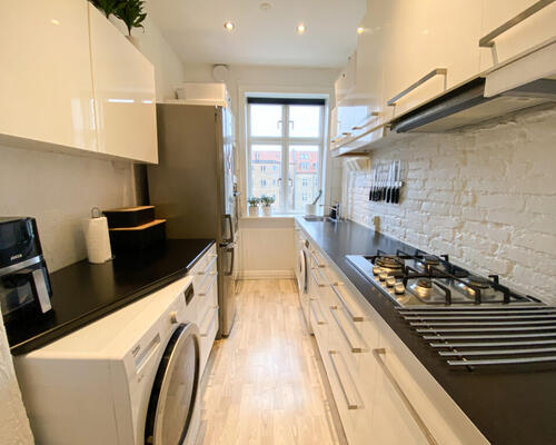 Hyggelig 2 værelses lejlighed med udsigt til østre anlæg