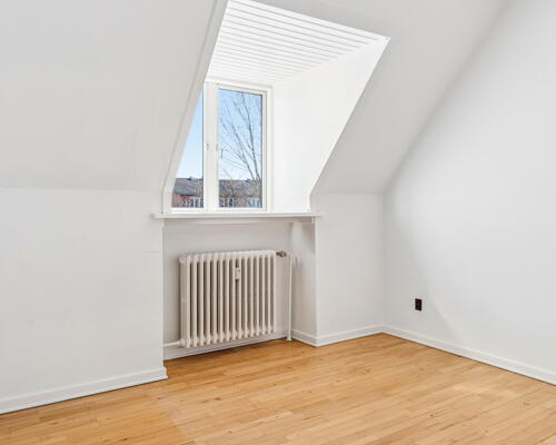 Praktisk, optimalt og delevenlig 3 værelses i Odense C!