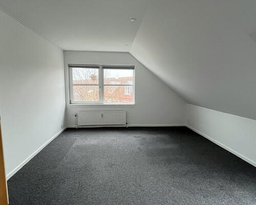 Stor 3 vær. lejebolig på 141 m2 med stort åbent køkken-alrum