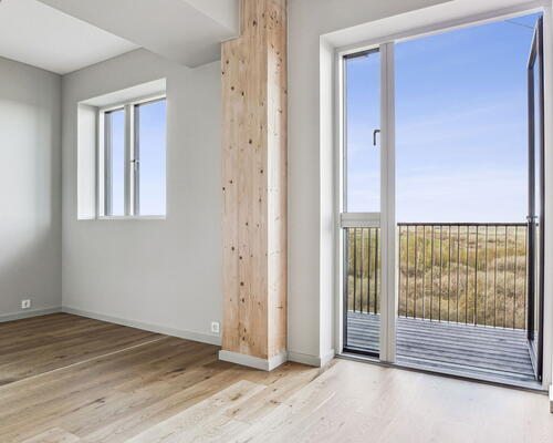 Kronen i UN17 Village - Fokus på det sunde liv - 1 vær med altan og fantastisk udsigt til Fælleden