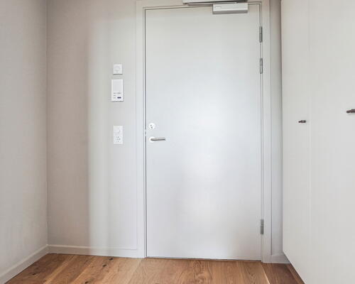 Kronen i UN17 Village - Fokus på det sunde liv - 1 vær med altan og fantastisk udsigt til Fælleden