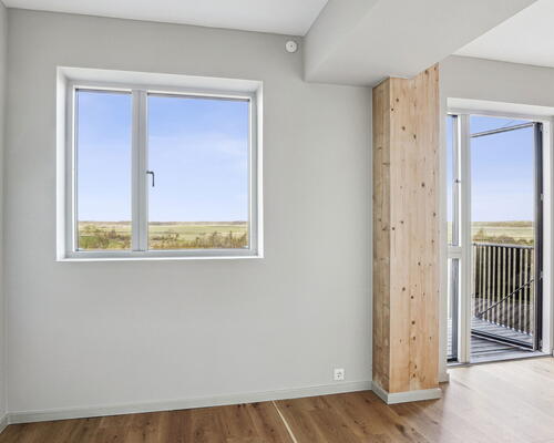 Kronen i UN17 Village - Fokus på det sunde liv - 1 vær med altan og fantastisk udsigt til Fælleden