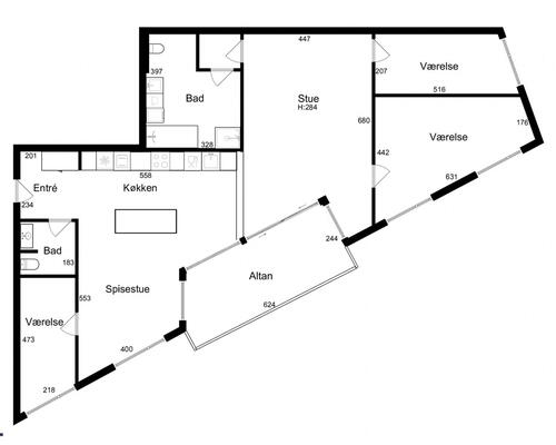 Penthouse lejebolig med stor integreret altan og badekar