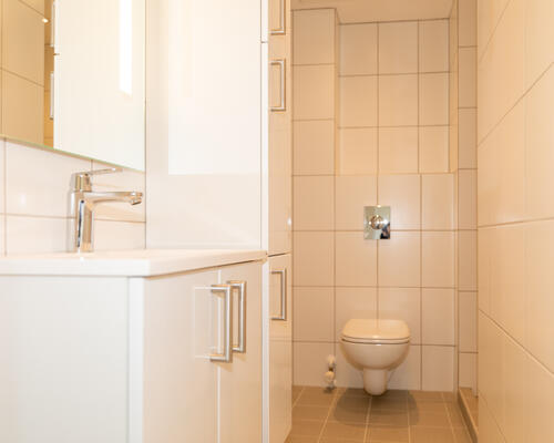 Lys 3-værelses lejlighed i Aalborg med nærhed til park og indkøb