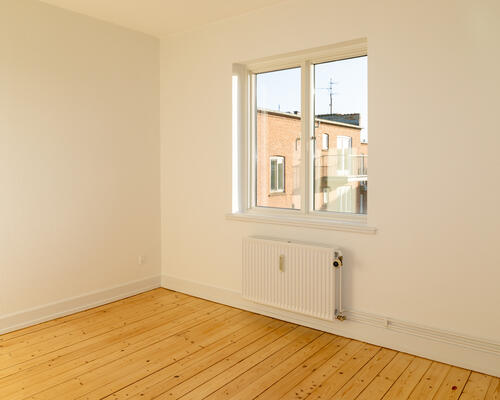 Lys 3-værelses lejlighed i Aalborg med nærhed til park og indkøb