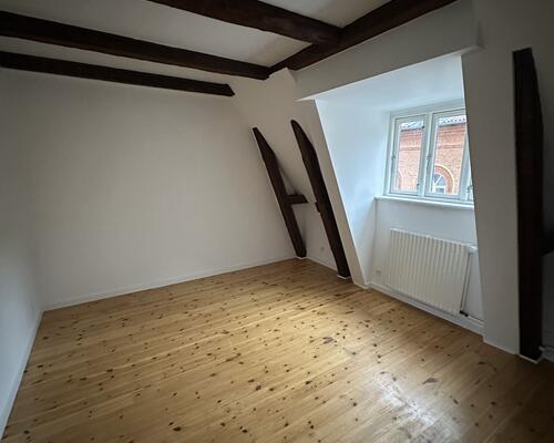 Nyistandsat 4 vær. i midtbyen.