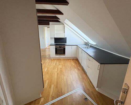 Charmerende 3. værelses lejlighed