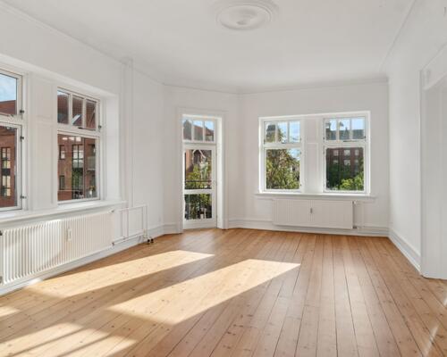 Herskabelig lejlighed med masser af plads