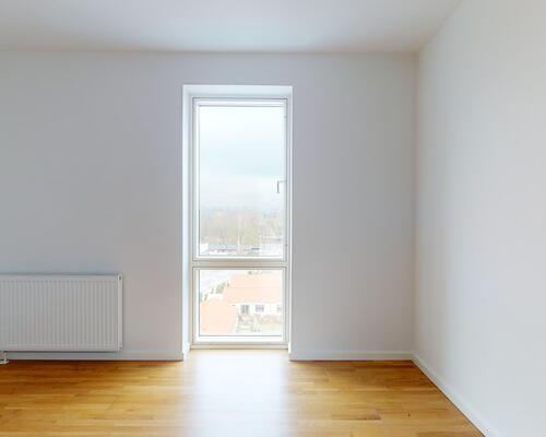 Rummelig 2-værelses bolig med skøn tagterrasse!