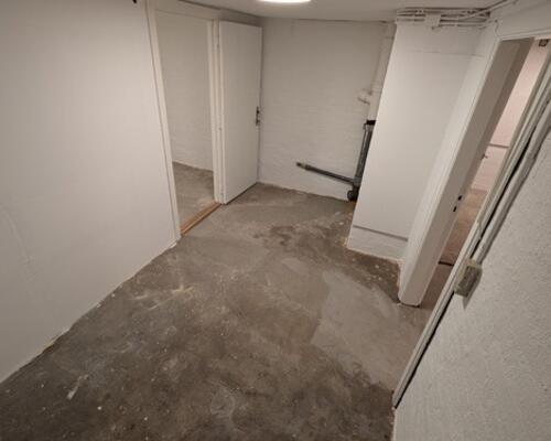 Butik til leje i Grindsted Centrum. 82m2 + 82m2 kl