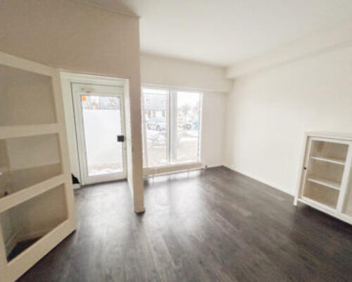 Lys og rummelig lejlighed med central beliggenhed i Nørager