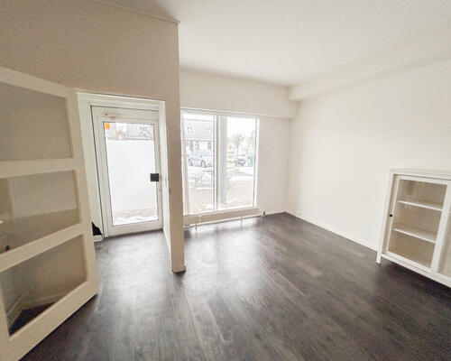 Lys og rummelig lejlighed med central beliggenhed i Nørager