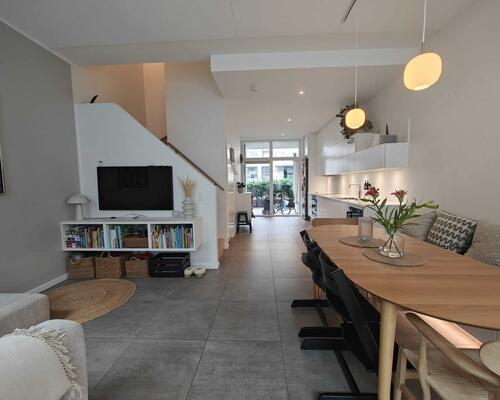 Møbleret rækkehus på Bryggen | København S.