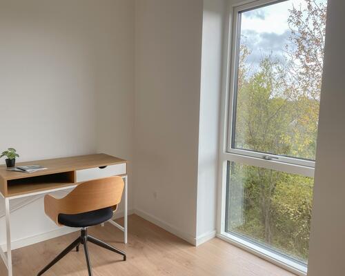 LÆKKER 3-VÆR. PÅ DREJENS!