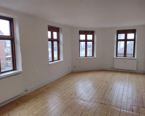 5 værelses lejlighed i Odense C