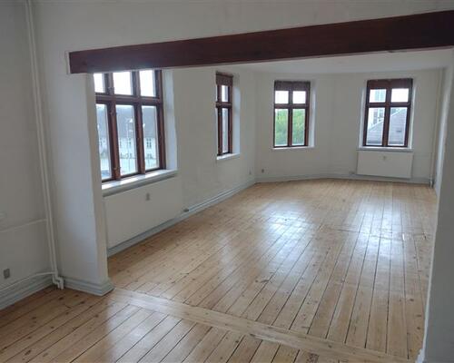 5 værelses lejlighed i Odense C