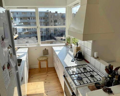 Lys og delevenlig 5-værelses på 146 m2