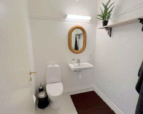 Lys og delevenlig 5-værelses på 146 m2