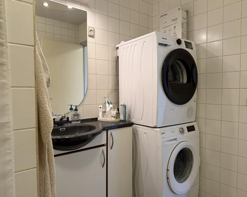 Dejlig stor 3 værelses lejlighed i centrum