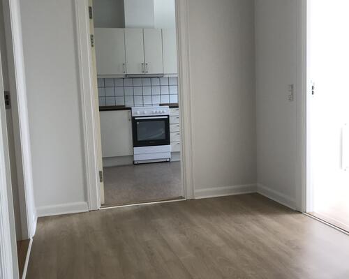 Centralt beliggende lejlighed i flot ældre ejendom