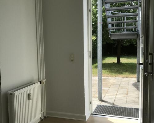 Centralt beliggende lejlighed i flot ældre ejendom