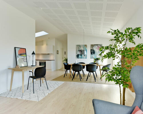 Fantastisk 4-værelses rækkehus i Viby J