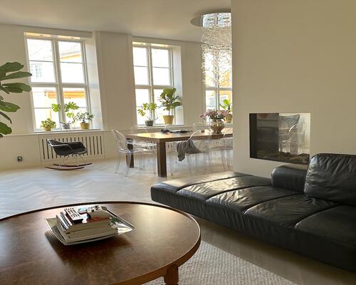 Unik lejlighed med stor privat terrasse, i hjertet af København