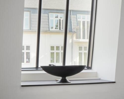 Stuelejlighed med privat terrasse