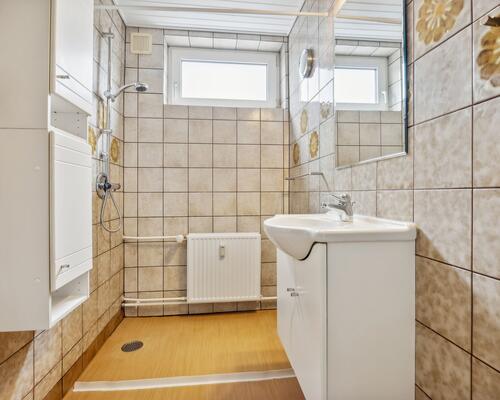 Flot lys og rummelig 2-værelses lejlighed