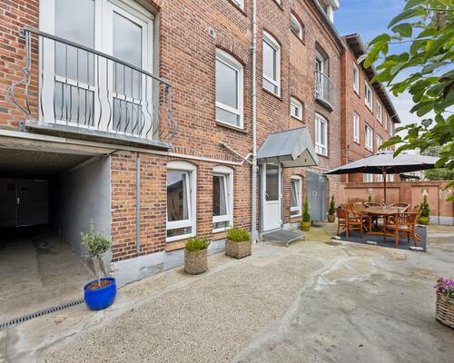 Flot lys og rummelig 2-værelses lejlighed