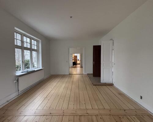 Charmerende villa med stor privat have | Roskilde