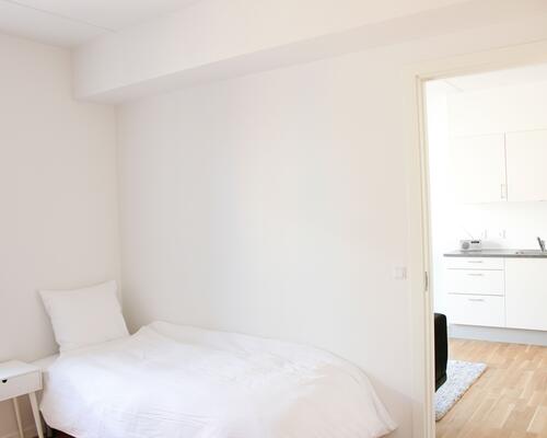 Dejlig 2- værelses lejlighed i Tilst!