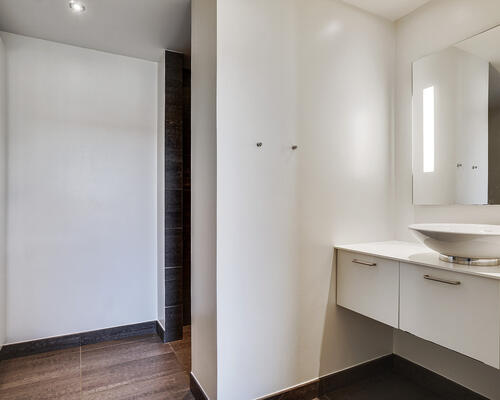 3 værelses renoveret lejlighed på 127 m²