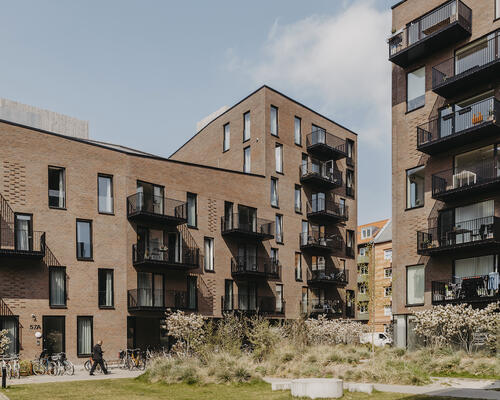 Lækker nyere lejlighed, med altan, på Frederiksberg