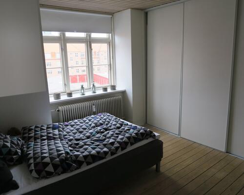 Fin lejlighed nær Østre Anlæg - muligt at få første måneds husleje gratis.