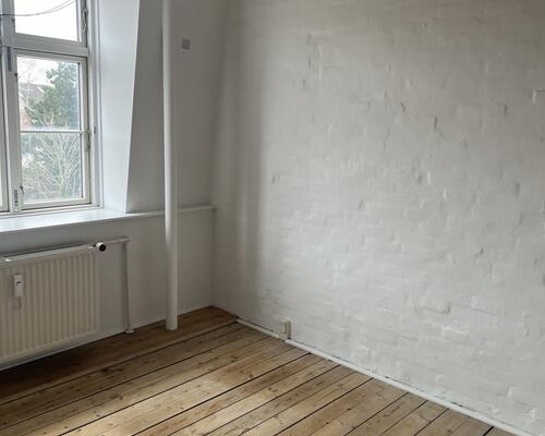 Fin lejlighed nær Østre Anlæg - muligt at få første måneds husleje gratis.