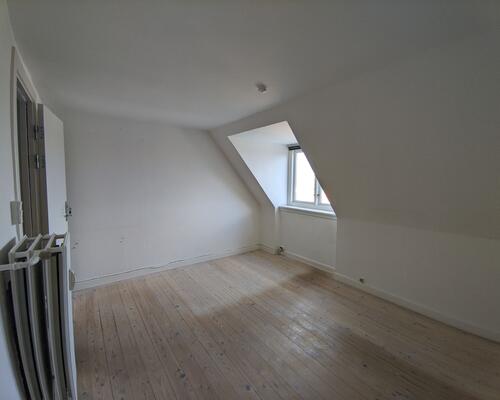 Hyggeligt værelse i bofællesskab på Skovvangsvej